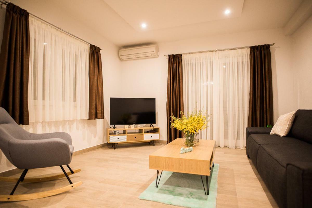 Apartments Cambio คาชเตลา ภายนอก รูปภาพ