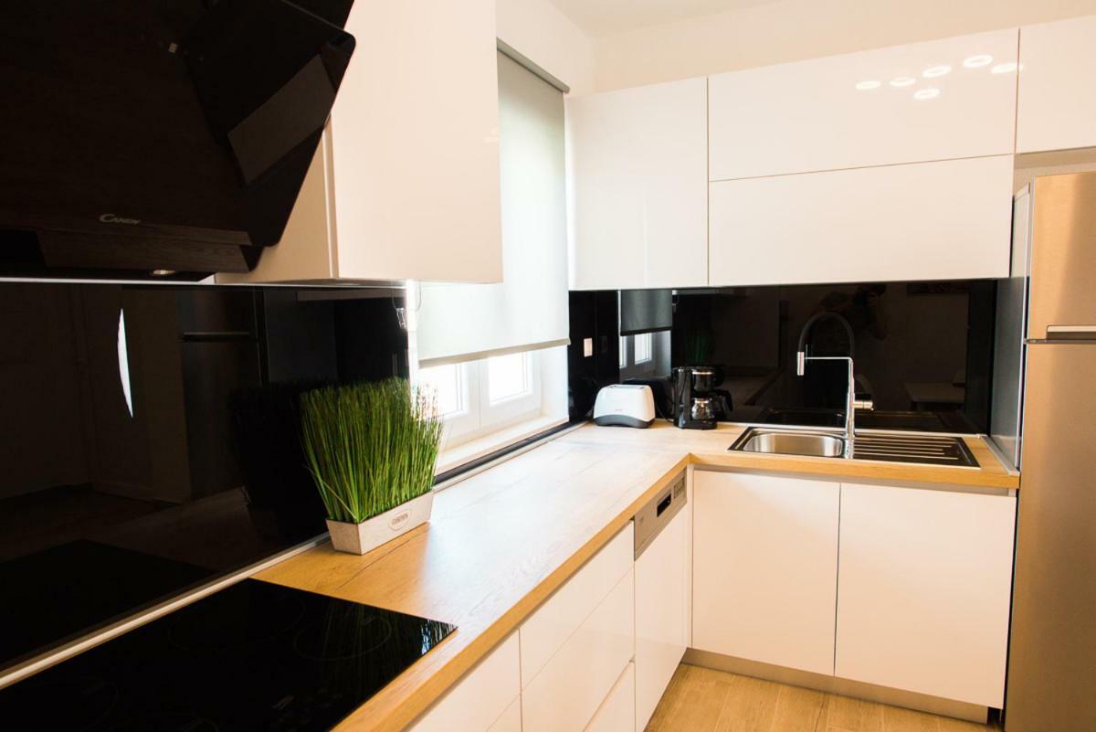 Apartments Cambio คาชเตลา ภายนอก รูปภาพ