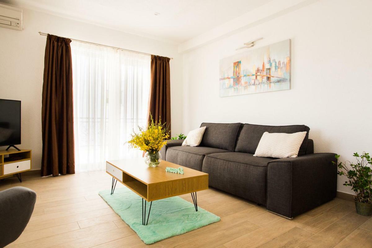 Apartments Cambio คาชเตลา ภายนอก รูปภาพ